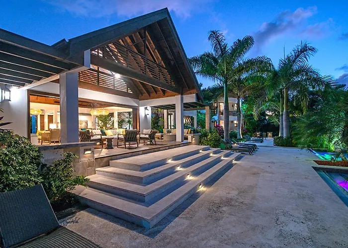 Canoe Cove 7bdr Awe-inspiring Caribbean Views Villa *