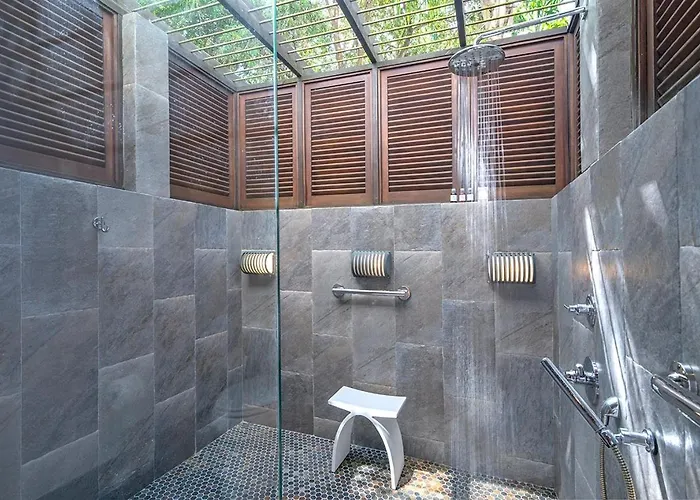 Canoe Cove 7bdr Awe-inspiring Caribbean Views Villa Ocho Rios